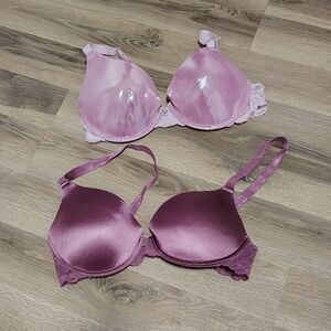 Set Of 2 Ladies Size 36C Sexy Bling Logo Pink And Purple Bras